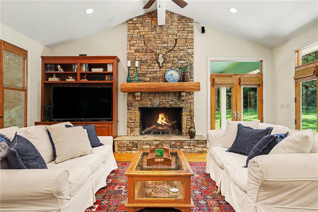 1399 Altamont Drive