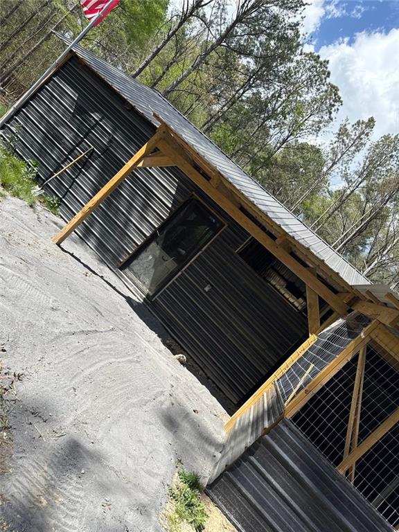 711 Pleasant Valley Road