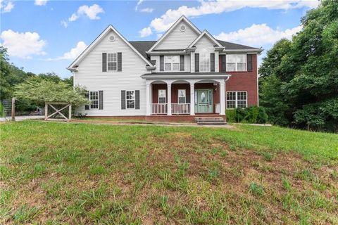 Homes For Sale - 930 Heads Ferry Road<br/> Cornelia, GA 30531