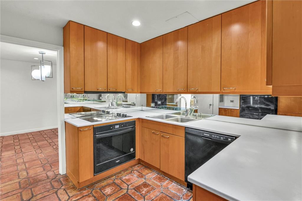 147 15th Street NE 15D