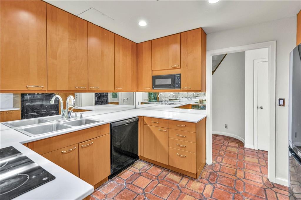 147 15th Street NE 15D