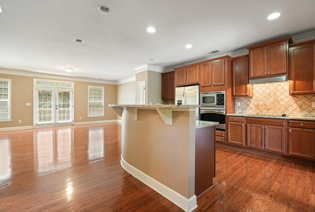 Oaks Powers Ferry The T/H - Residential