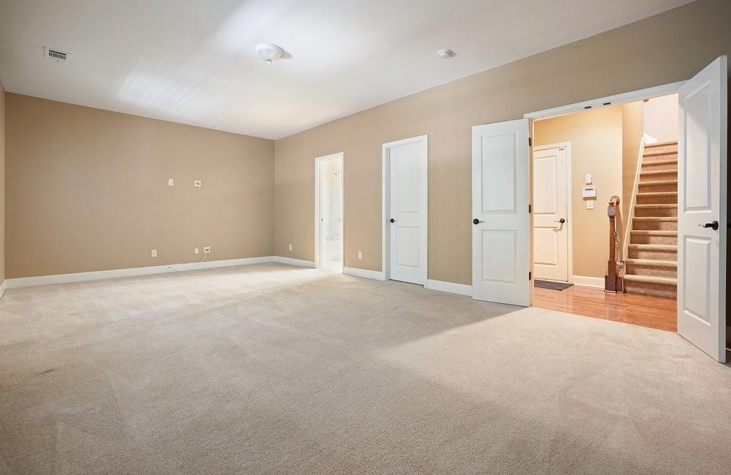 Oaks Powers Ferry The T/H - Residential