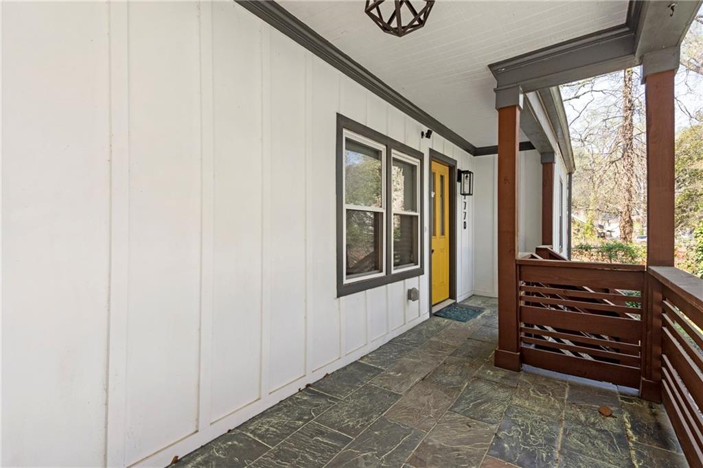 1770 S Olympian Way SW