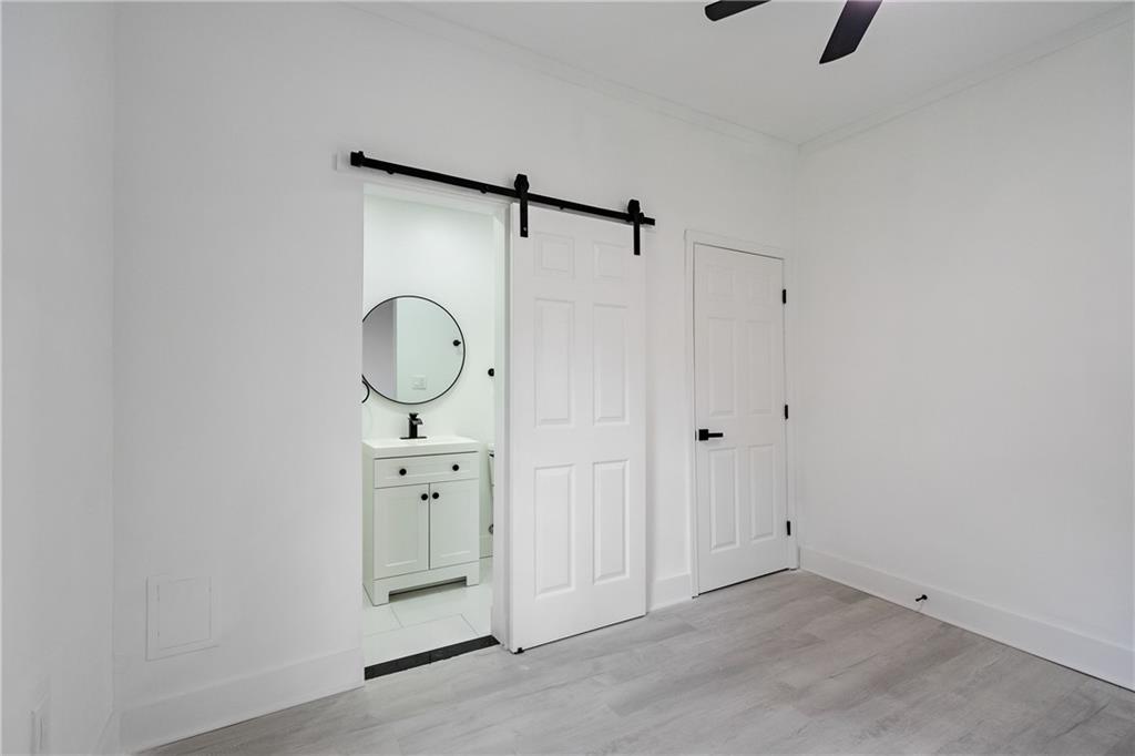 1097 Hubbard Street, Atlanta, Georgia image 23