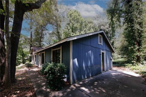 A home in Lithonia