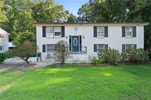 Homes For Sale - 6825 Maddox Road<br/> Morrow, GA 30260