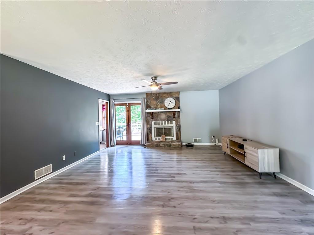3814 Lamar Way, Snellville, Georgia image 6