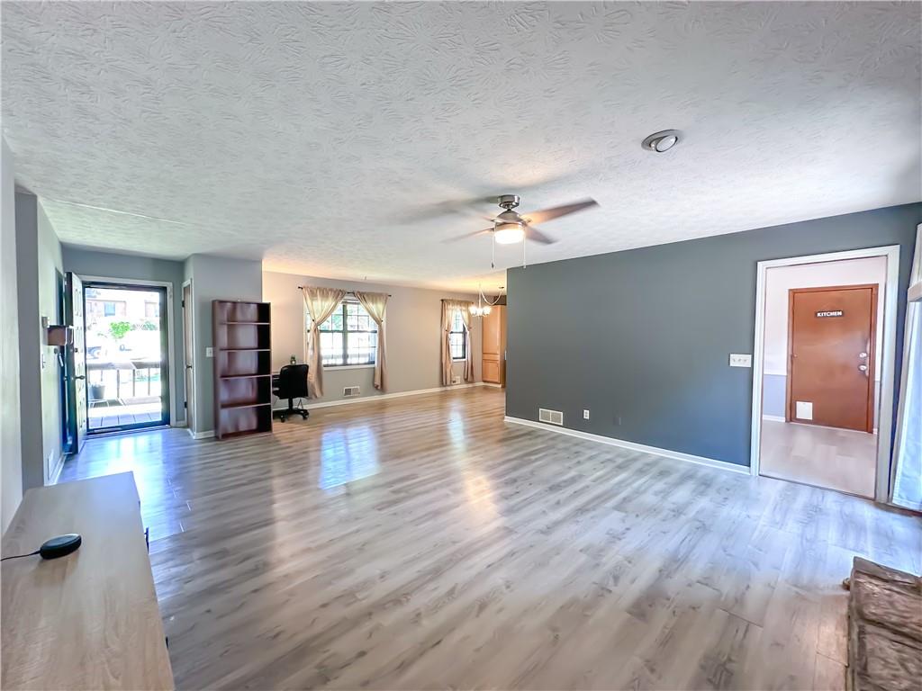 3814 Lamar Way, Snellville, Georgia image 5