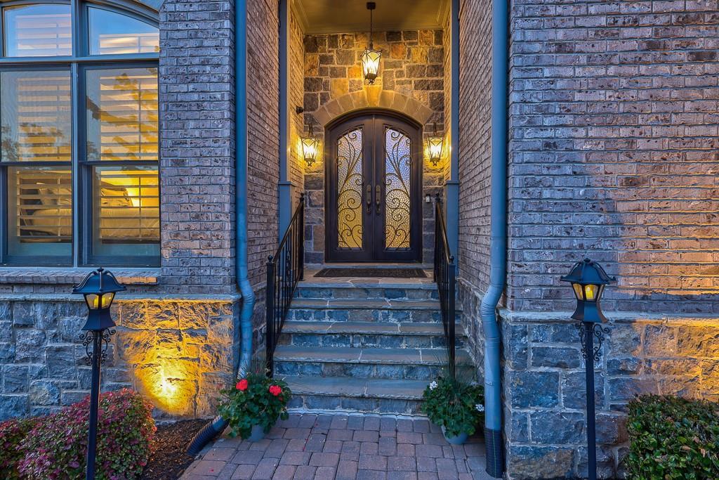 925 Sunny Meadows Lane