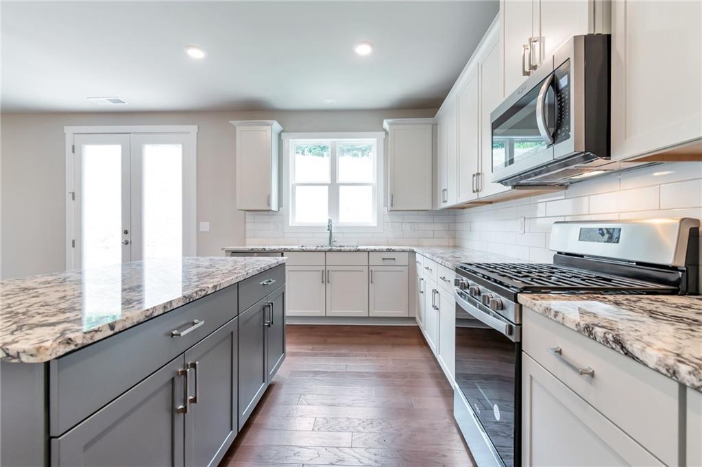 333 Willow Cove, Canton, Georgia image 13