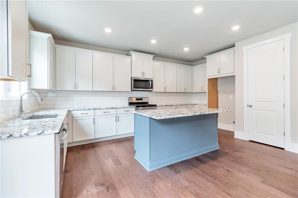 333 Willow Cove, Canton, Georgia image 12