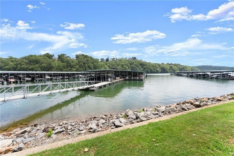 3722 Wavespray Court