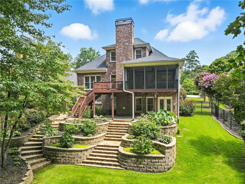 1095 Grace Hill Drive