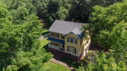 A home in Lilburn