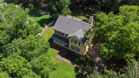 A home in Lilburn