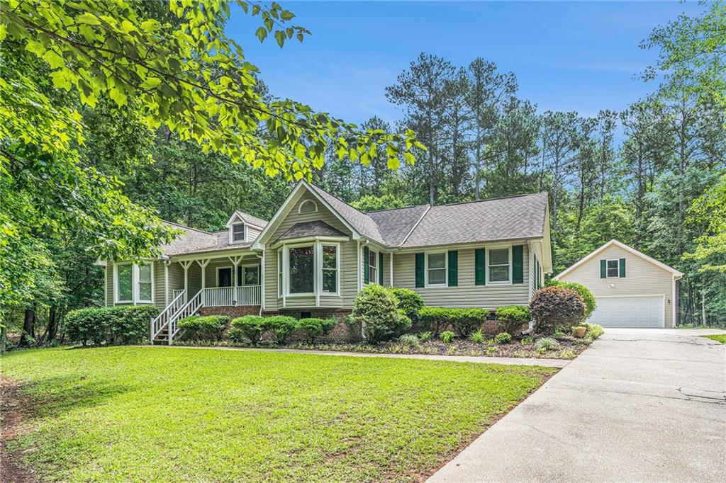 469 Kimberly Court, Mcdonough, Georgia image 2