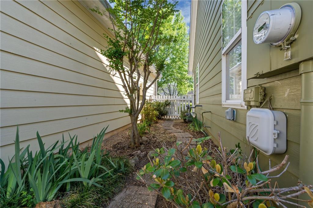 4510 Flowering Branch, Powder Springs, Georgia image 6