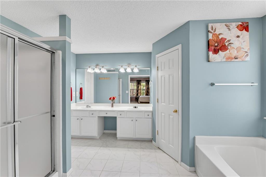 3925 Tugaloo River Drive, Duluth, Georgia image 30