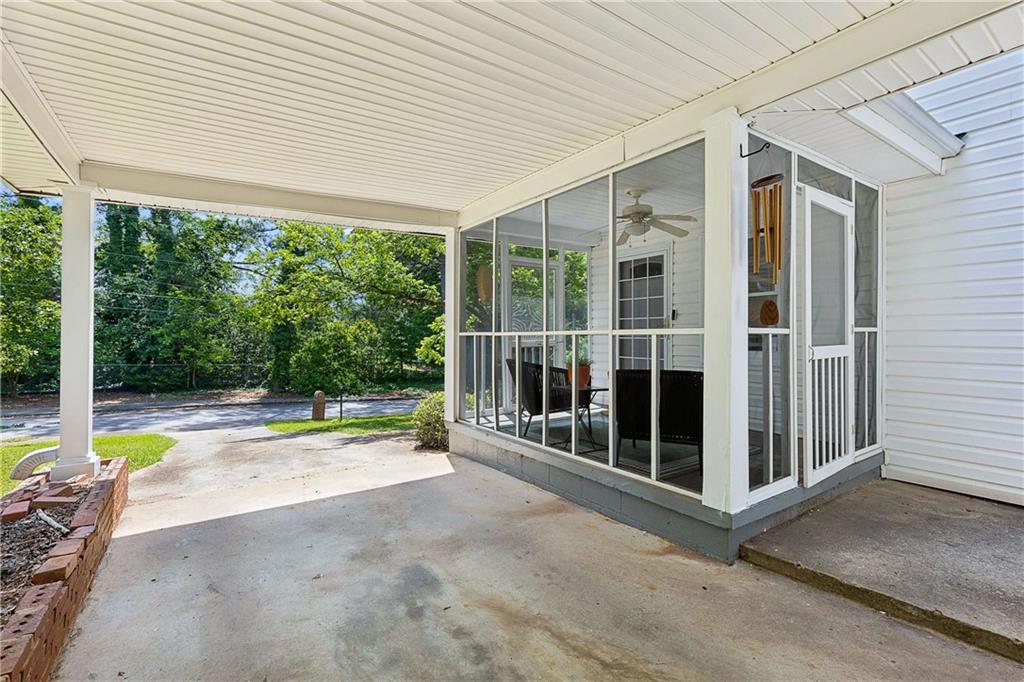 1395 Dorothy Drive