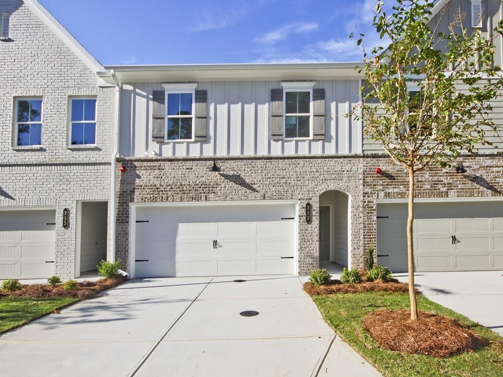 4655 Larkfield Way, Powder Springs, Georgia image 1