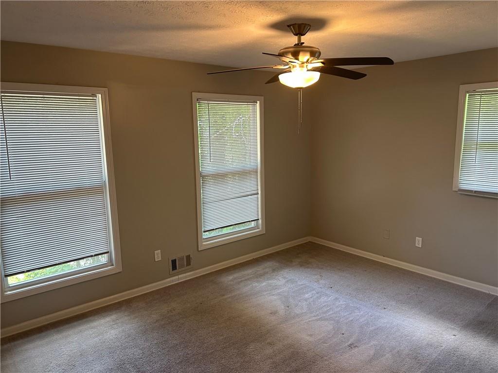1093 Hasty Court, Lilburn, Georgia image 14