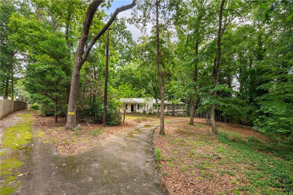 4715 Ridgeview Road
