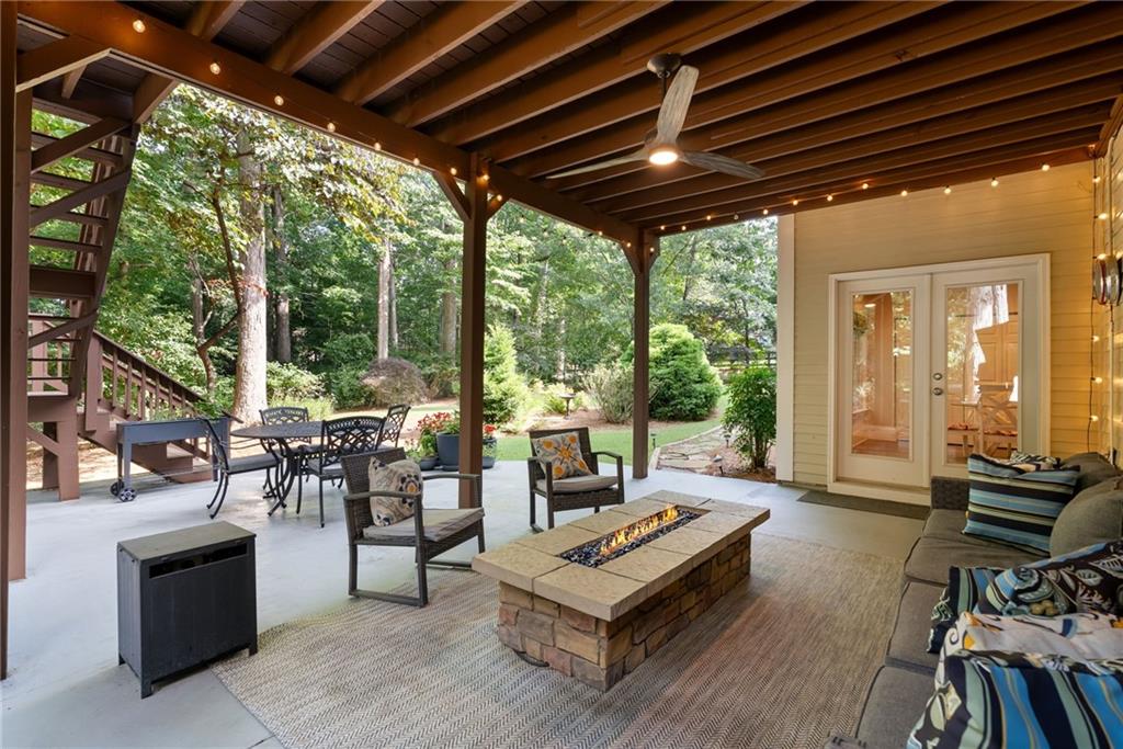 3920 Thorntree Court