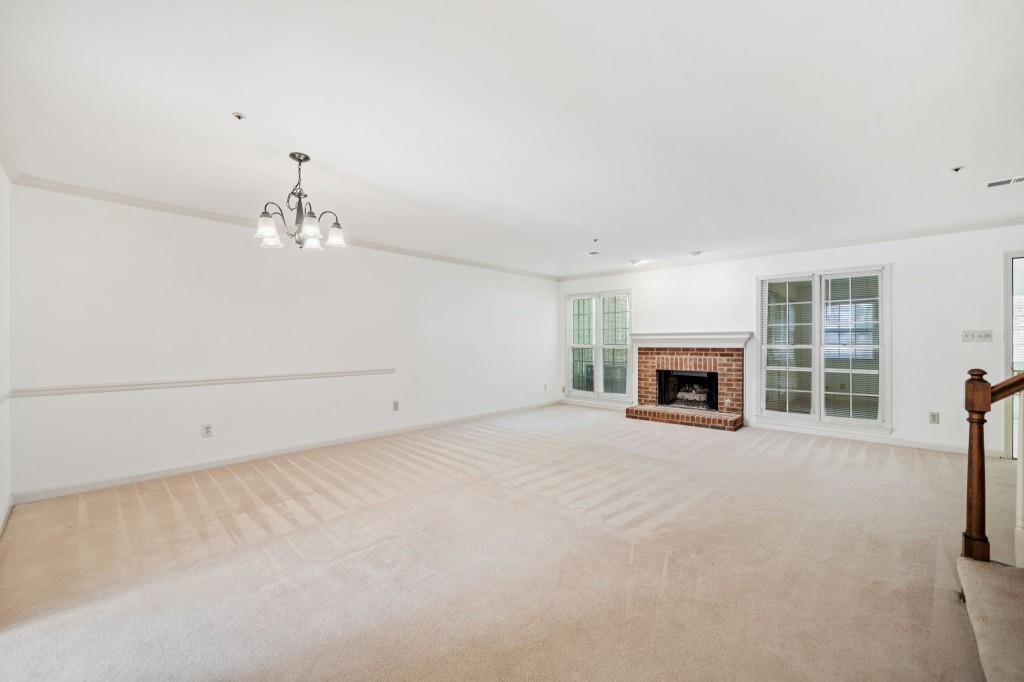 595 Saint James Walk, Marietta, Georgia image 9