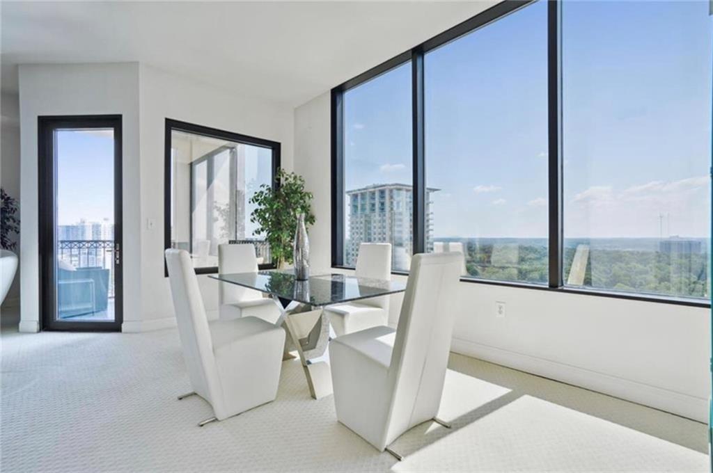 2828 Peachtree Road NW 2002