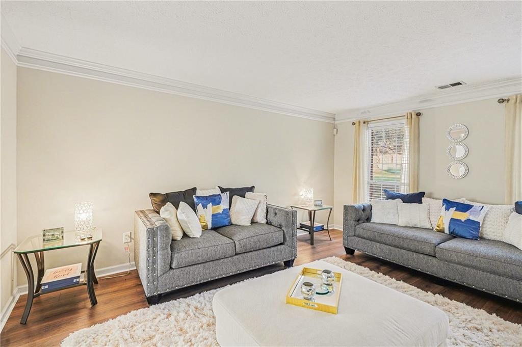 12203 Crestwood Court