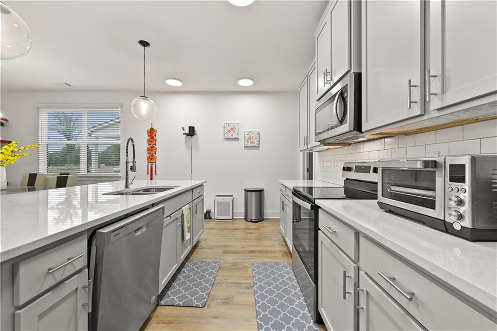 3442 Adler Trail