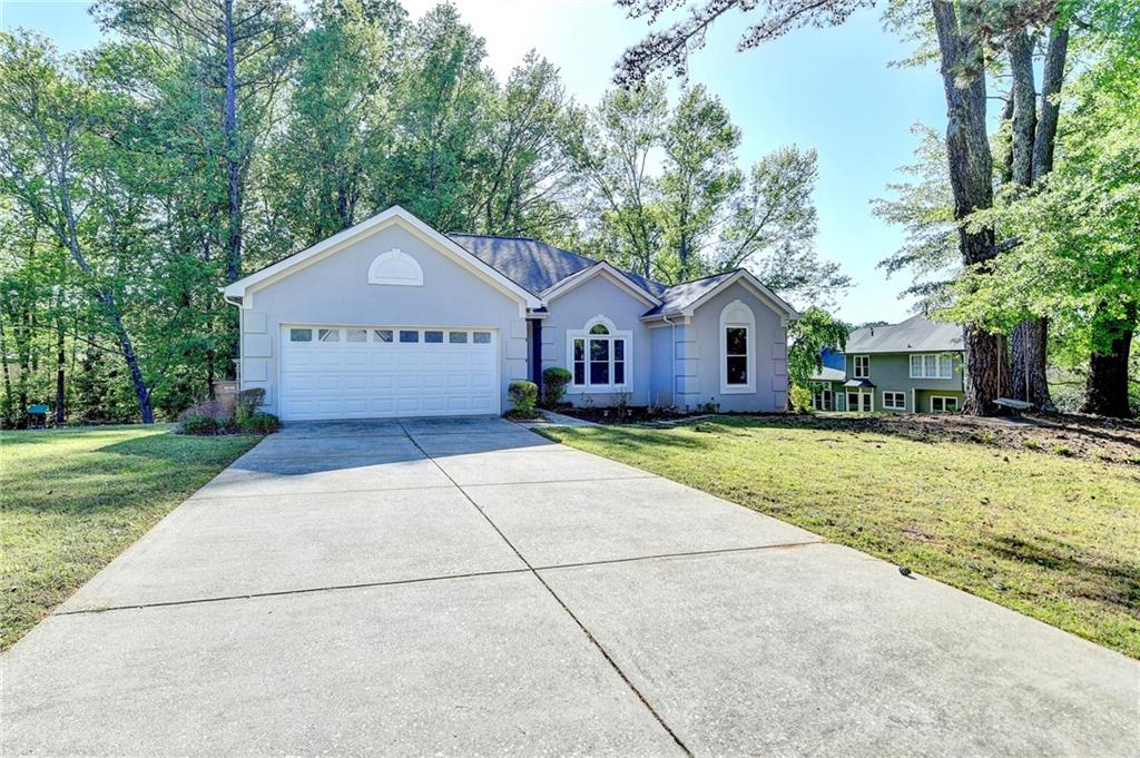 4640 Lambton Circle, Suwanee, Georgia image 2