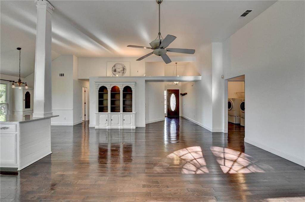 4640 Lambton Circle, Suwanee, Georgia image 11