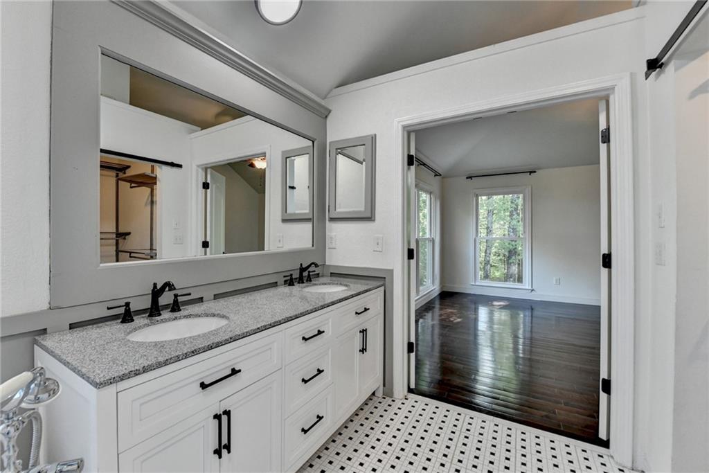 4640 Lambton Circle, Suwanee, Georgia image 39
