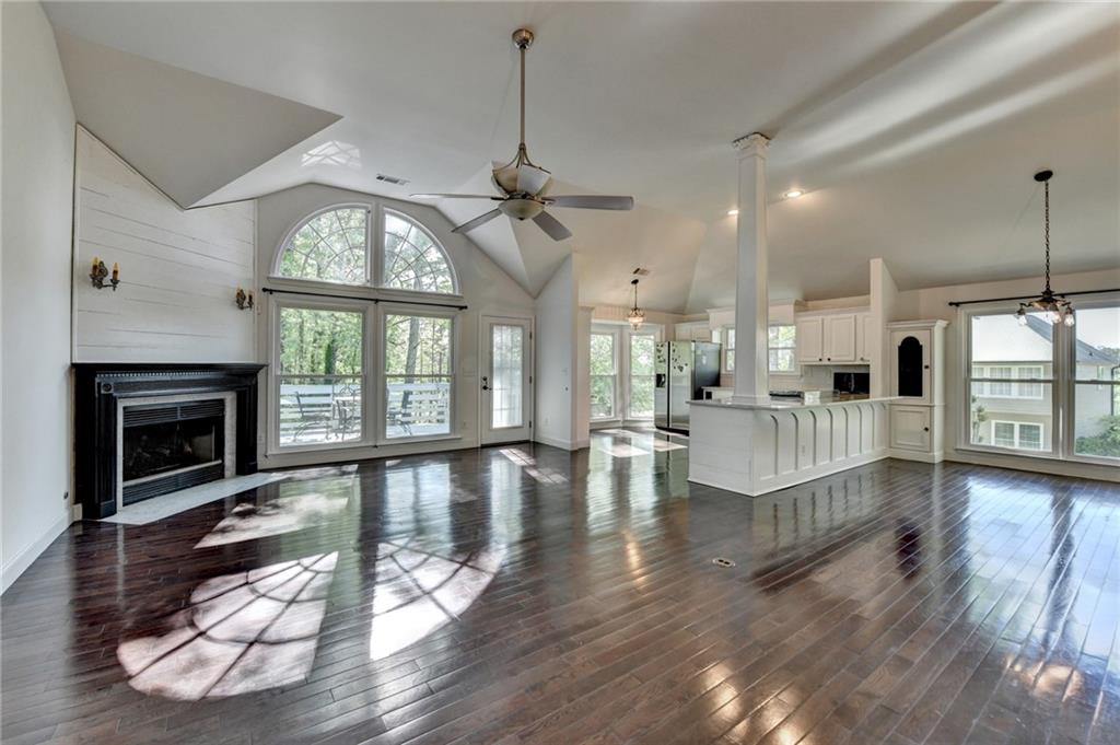 4640 Lambton Circle, Suwanee, Georgia image 7
