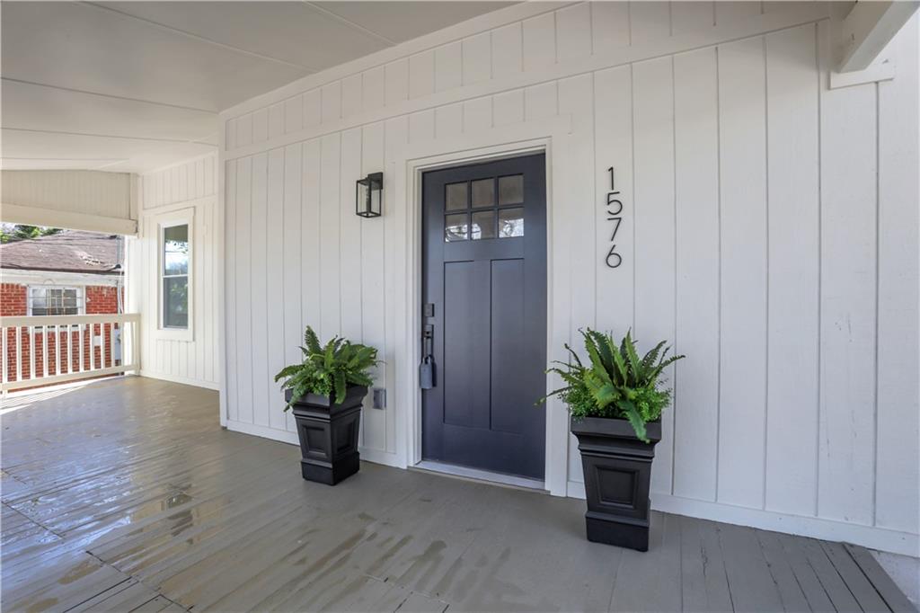 1576 Elixir Avenue SW