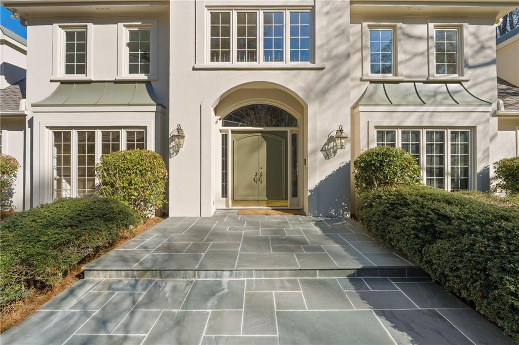 2946 Cravey Trail NE