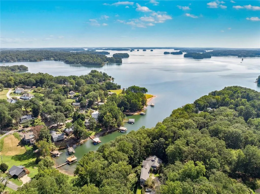 Cumming, Georgia 30041, United States, 4 Bedrooms Bedrooms, ,4 BathroomsBathrooms,Residential,Active,208071