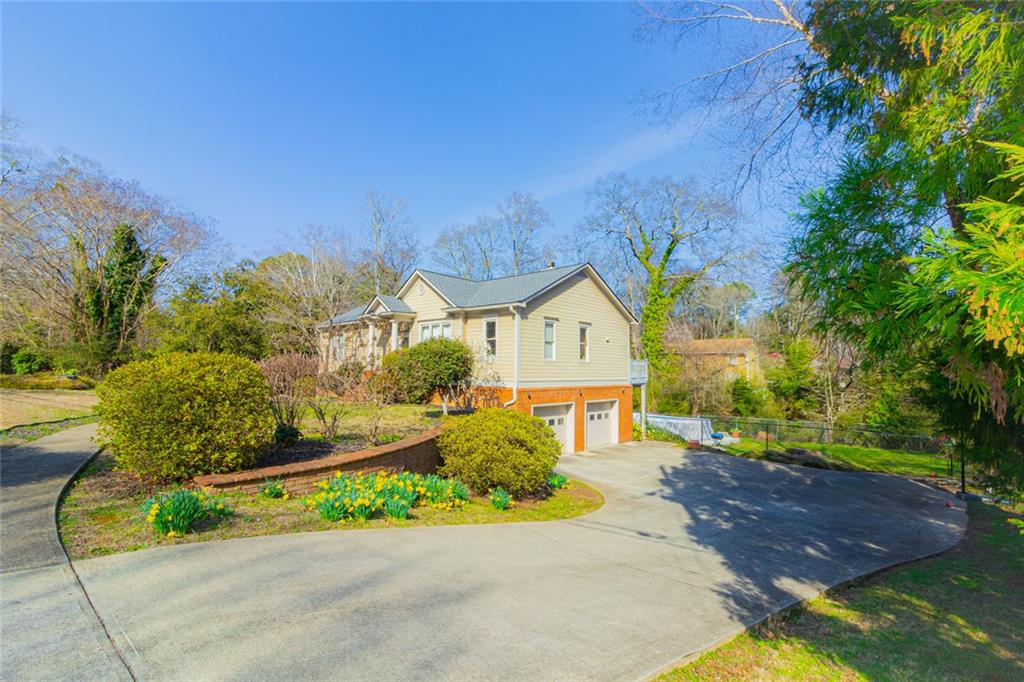 721 Smithstone Road SE