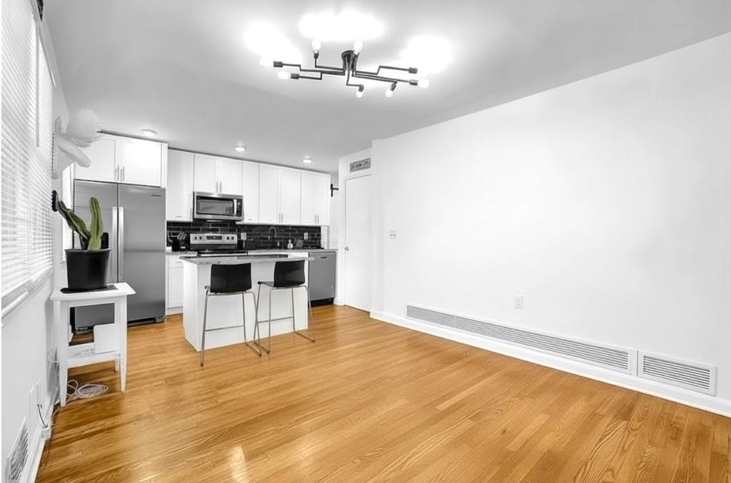 1124 Longshore Drive