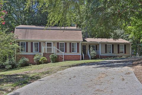 Photo of 2419 Broad Creek Drive, Stone Mountain, GA 30087 (MLS # 7625230)