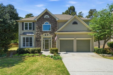 Homes For Sale - 3318 Ridgemill Circle<br/> Dacula, GA 30019