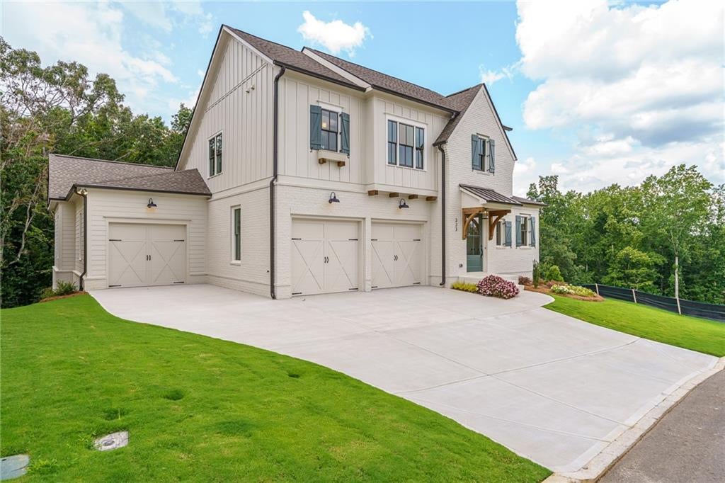 323 Reese Way
