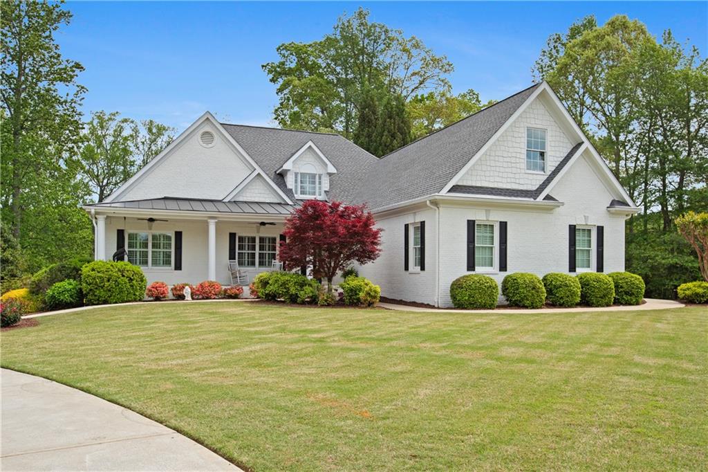 109 Hawks Bend