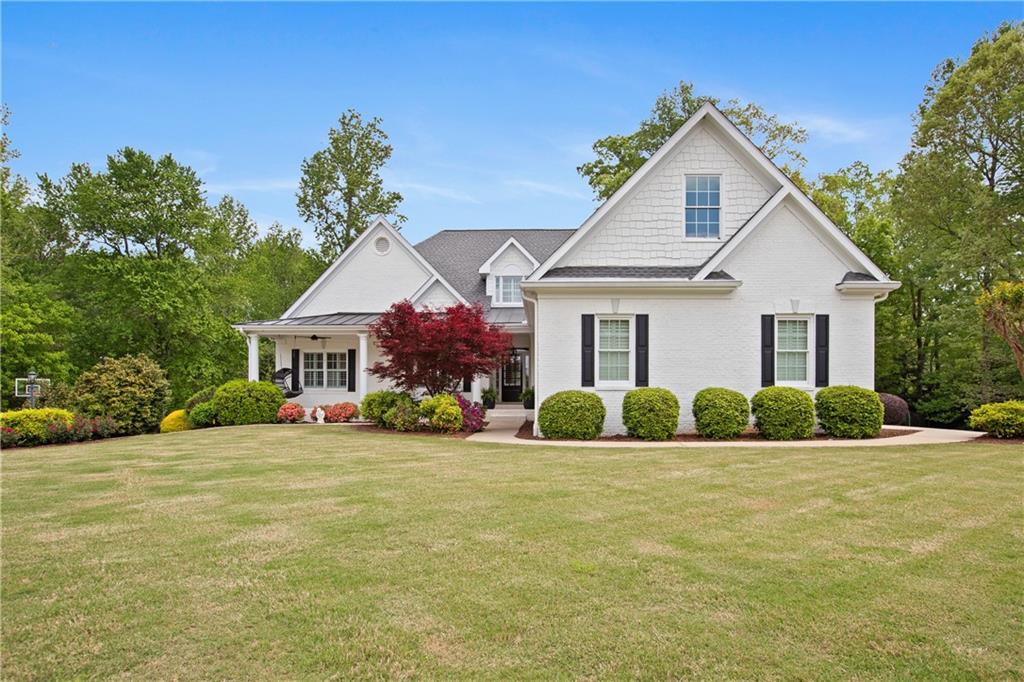 109 Hawks Bend