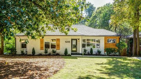 Photo of 1205 Greenleaf Road SE, Atlanta, GA 30316 (MLS # 7789505)