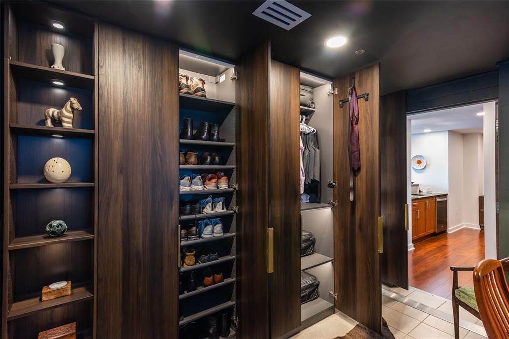855 Peachtree Street NE 501