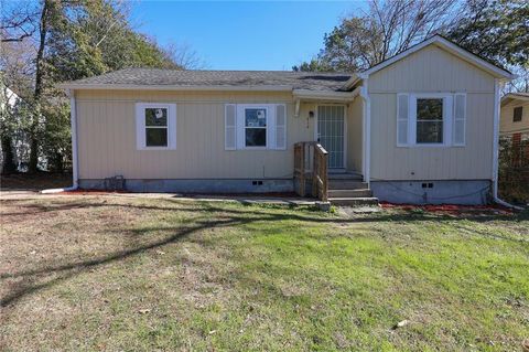 Single Family Residence in Macon GA 910 PONCE DE LEON Circle.jpg