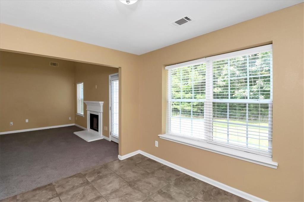 4678 Ravenwood Loop, Union City, Georgia image 10